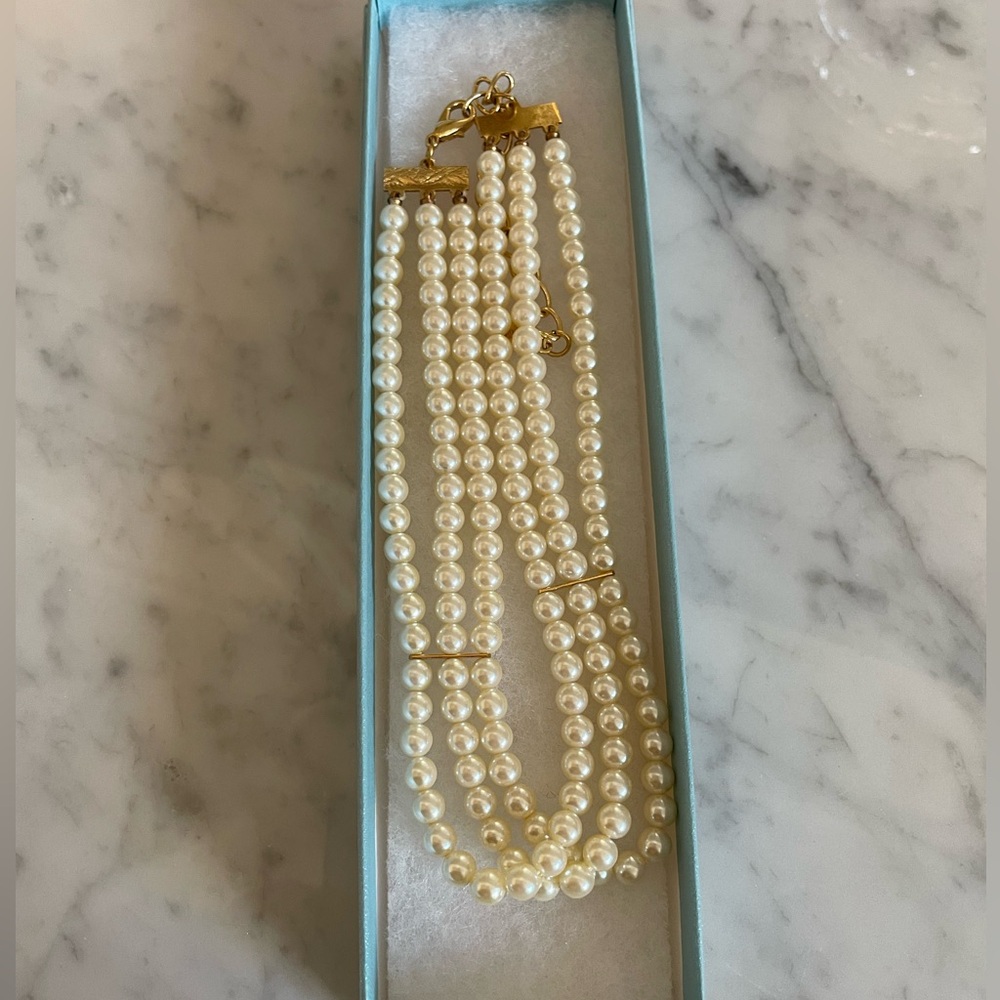Choker Triple Strand Pearl Style